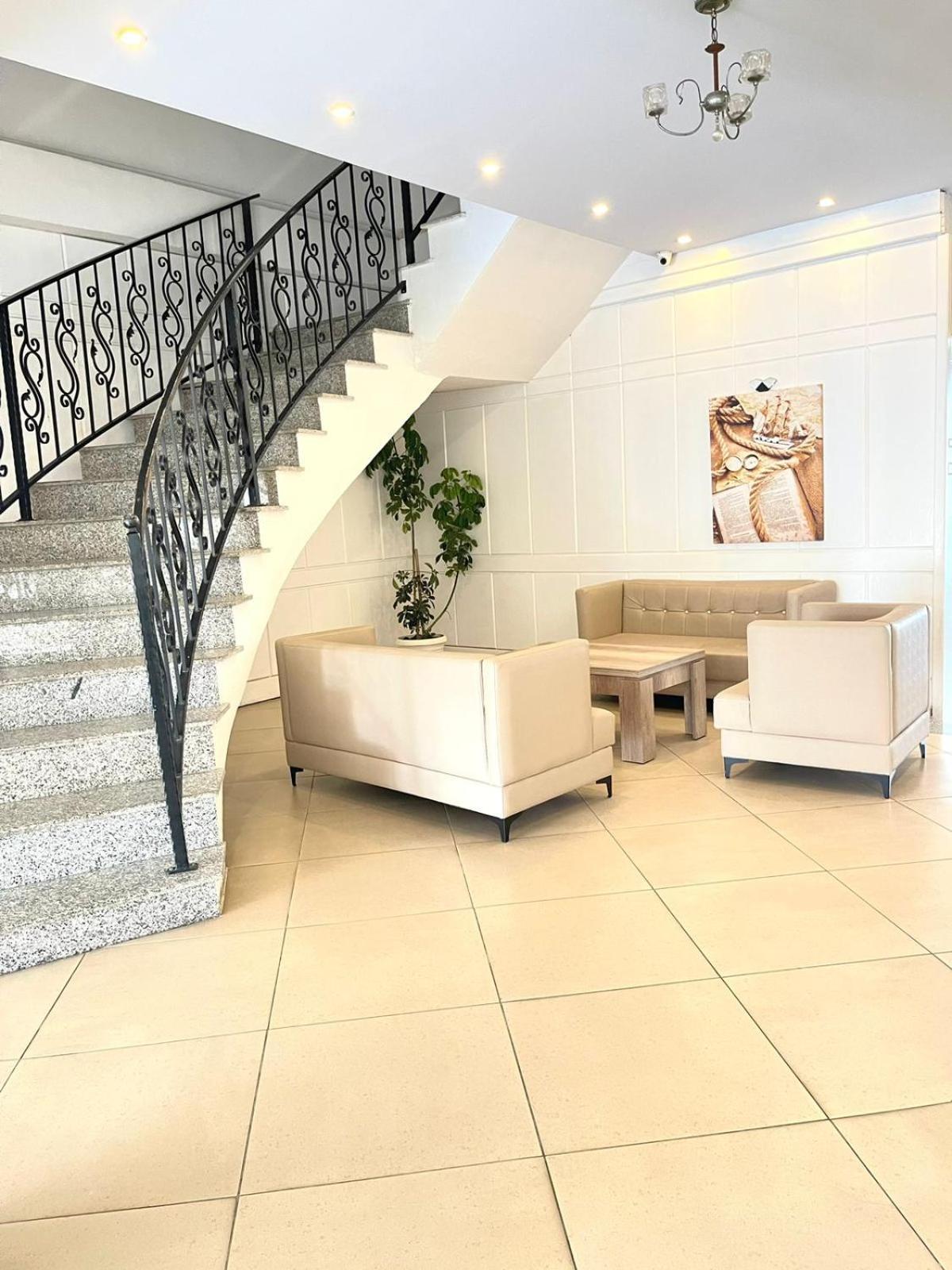 Hotel Princ Golem  Ngoại thất bức ảnh