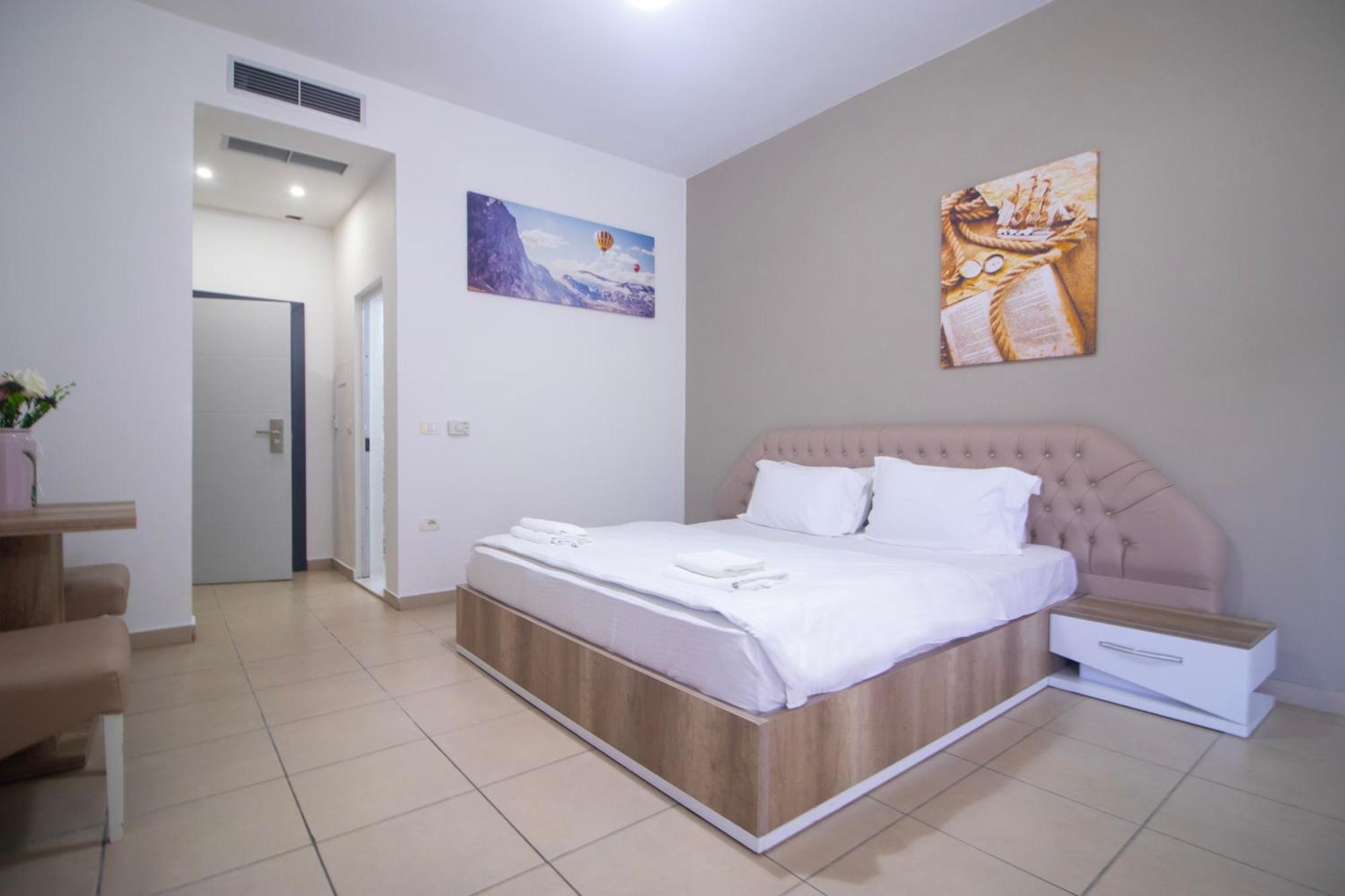 Hotel Princ Golem  Ngoại thất bức ảnh