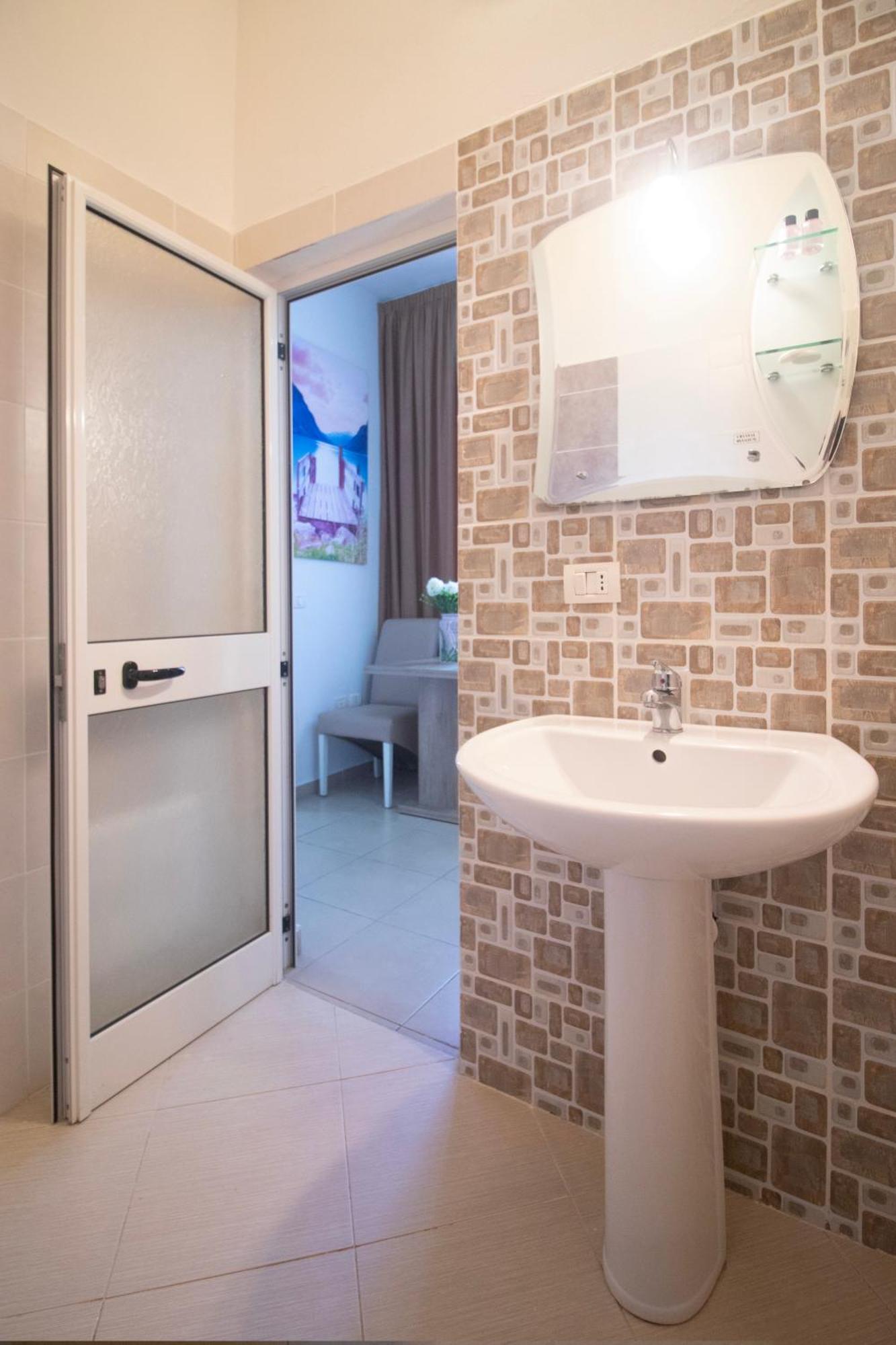 Hotel Princ Golem  Ngoại thất bức ảnh