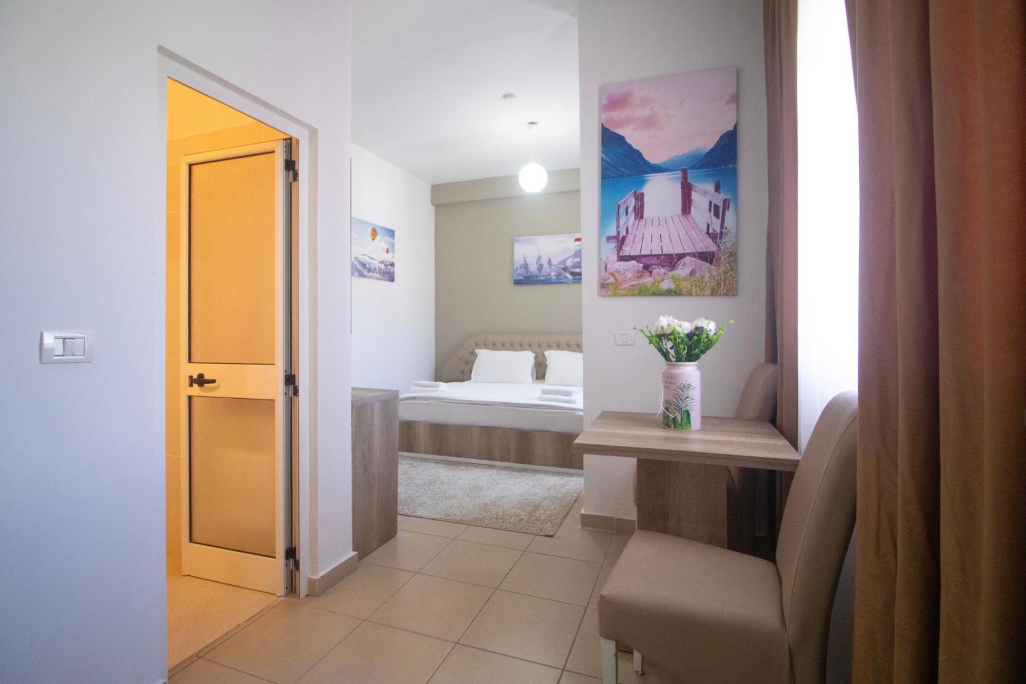 Hotel Princ Golem  Ngoại thất bức ảnh