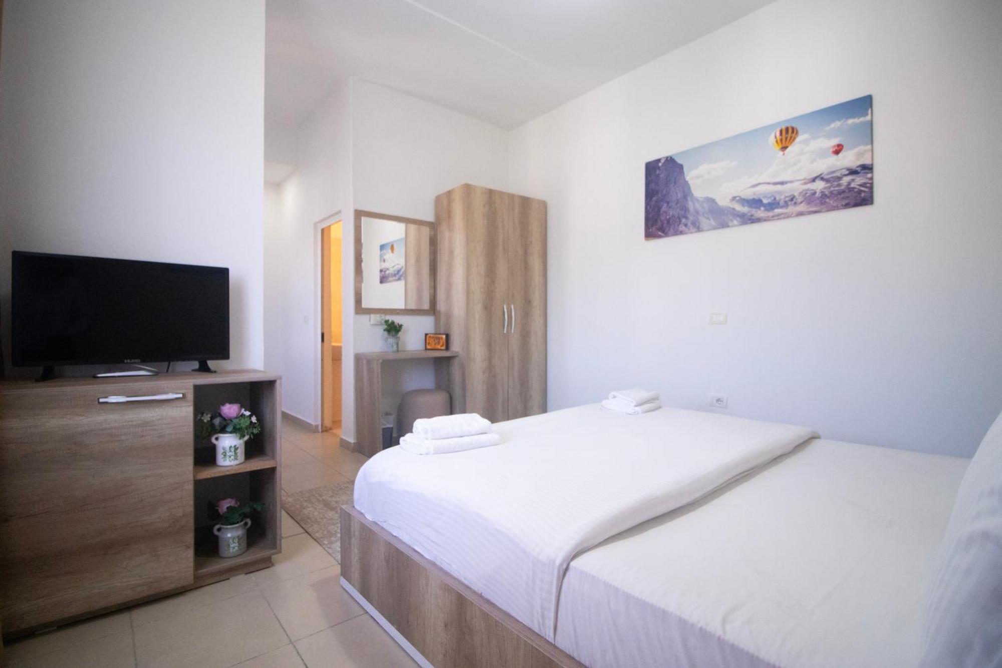 Hotel Princ Golem  Ngoại thất bức ảnh