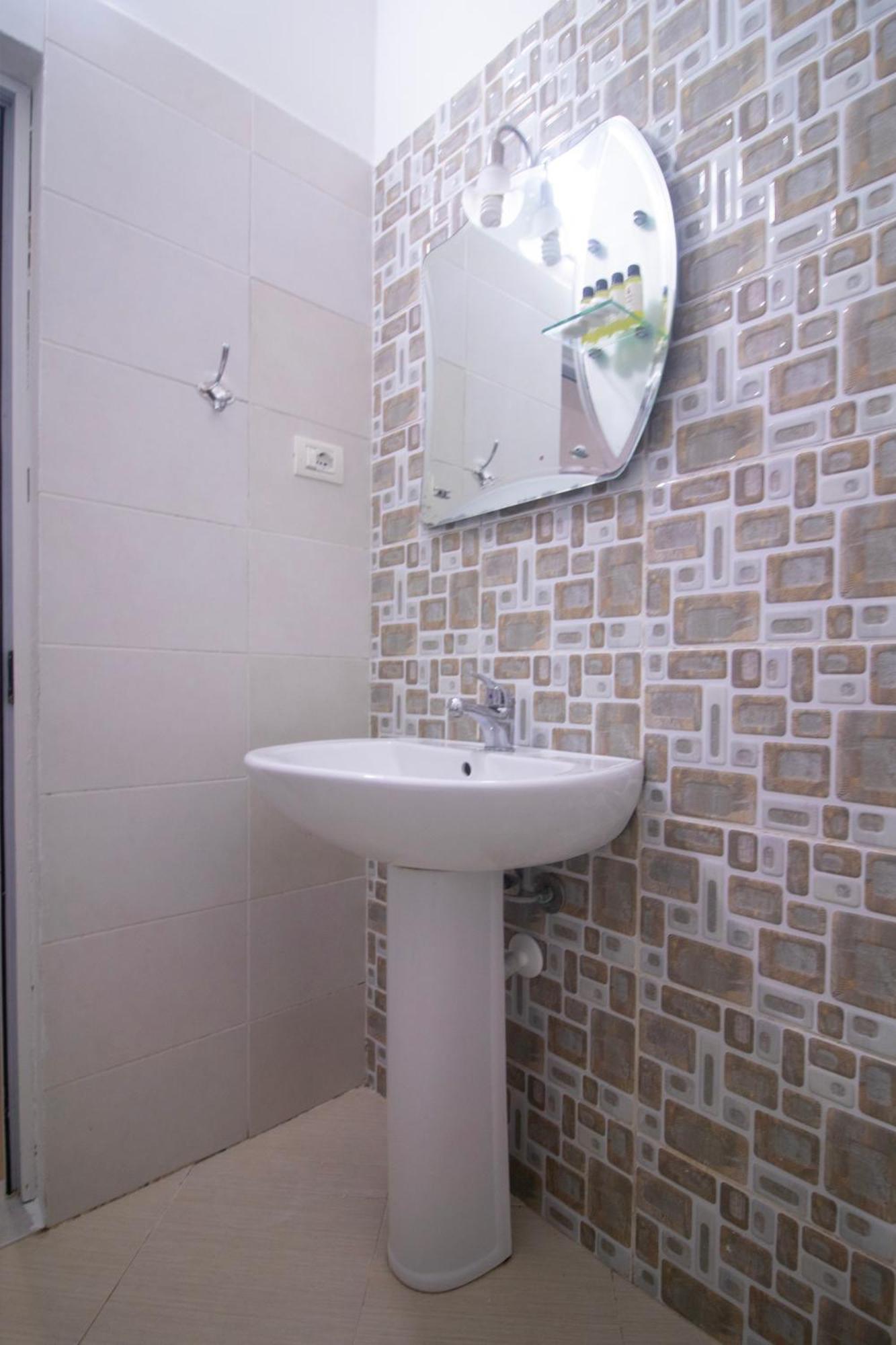 Hotel Princ Golem  Ngoại thất bức ảnh