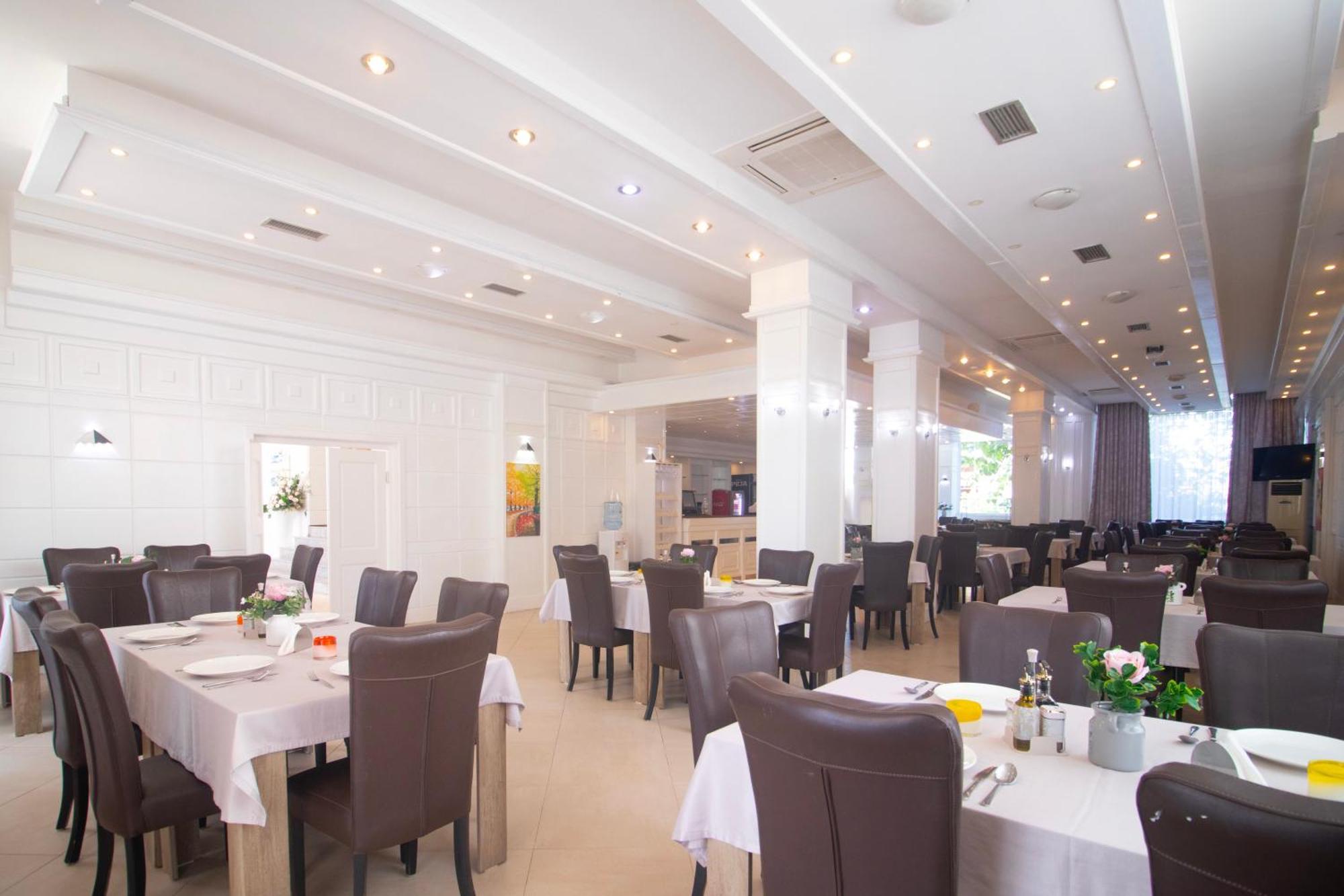 Hotel Princ Golem  Ngoại thất bức ảnh